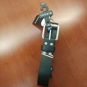 COPY - TORRID black leather Jean belt